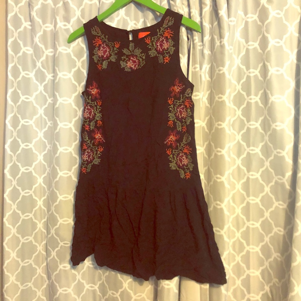 Chelsea and violet swing cotton dress embroidered